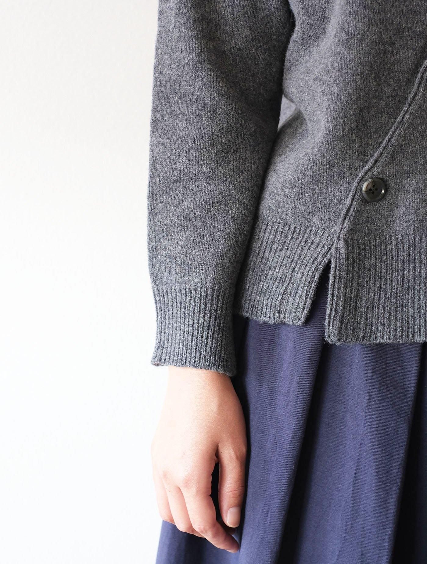 cardigan(斜めボタン) (Lim home)