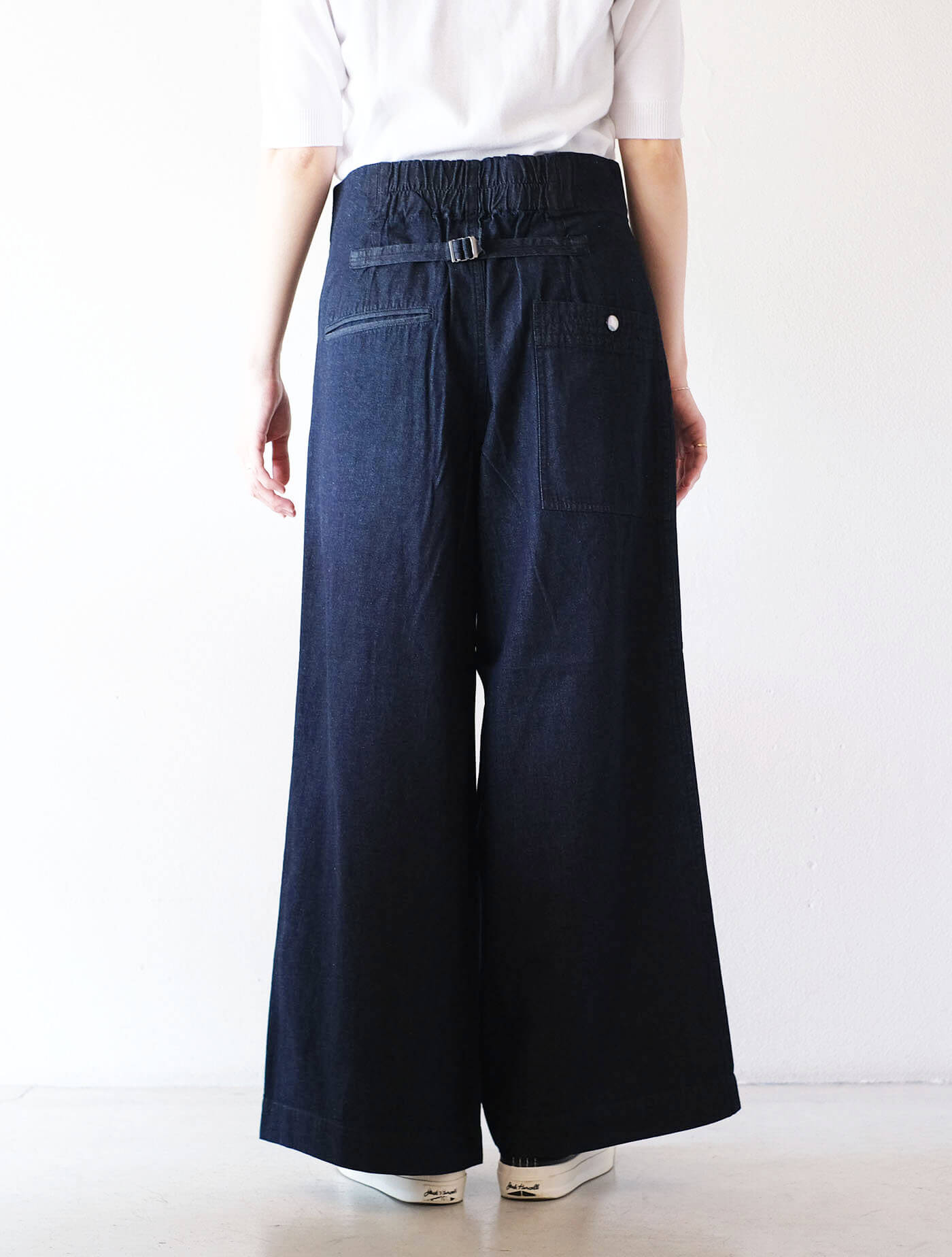 バギーのタックパンツ DENIM (CHEVAL plus)