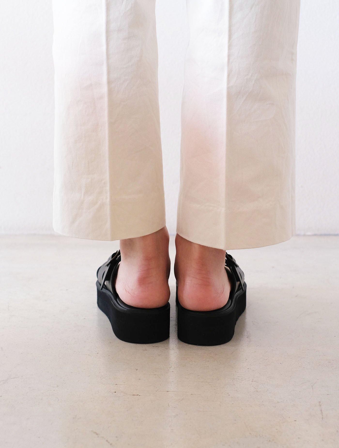 クロスベルトサンダル BLACK (BEAUTIFUL SHOES)