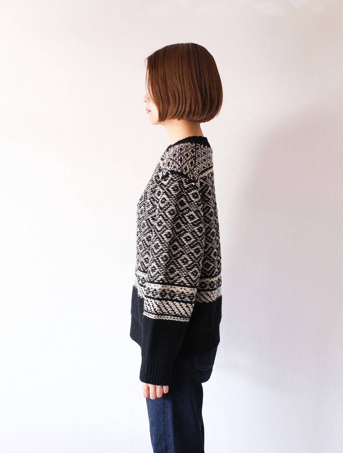 ウールカシミヤジャガードニット Black x Ivory (SUTOOH)
