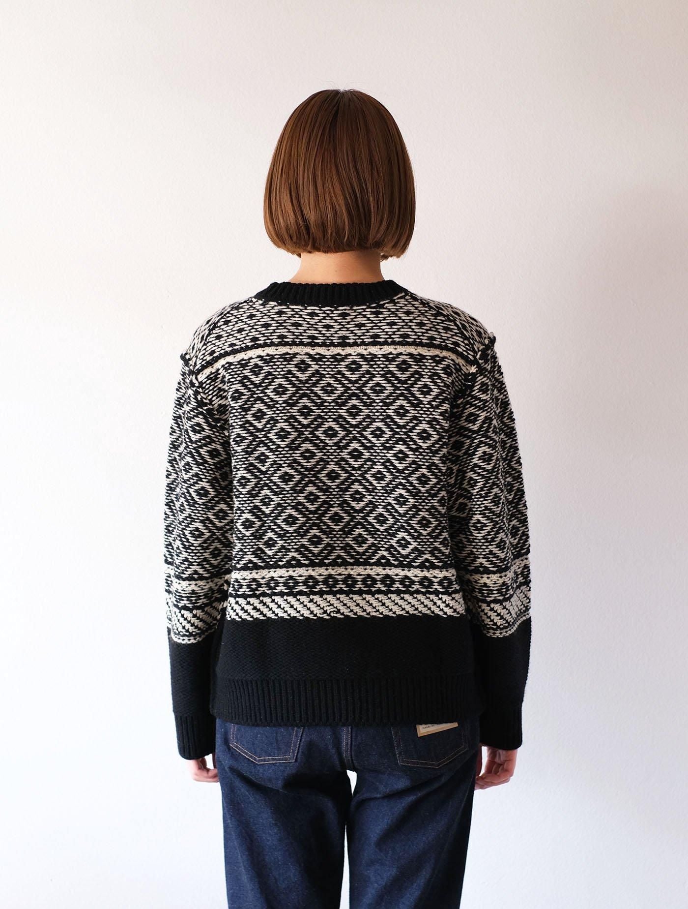 ウールカシミヤジャガードニット Black x Ivory (SUTOOH)