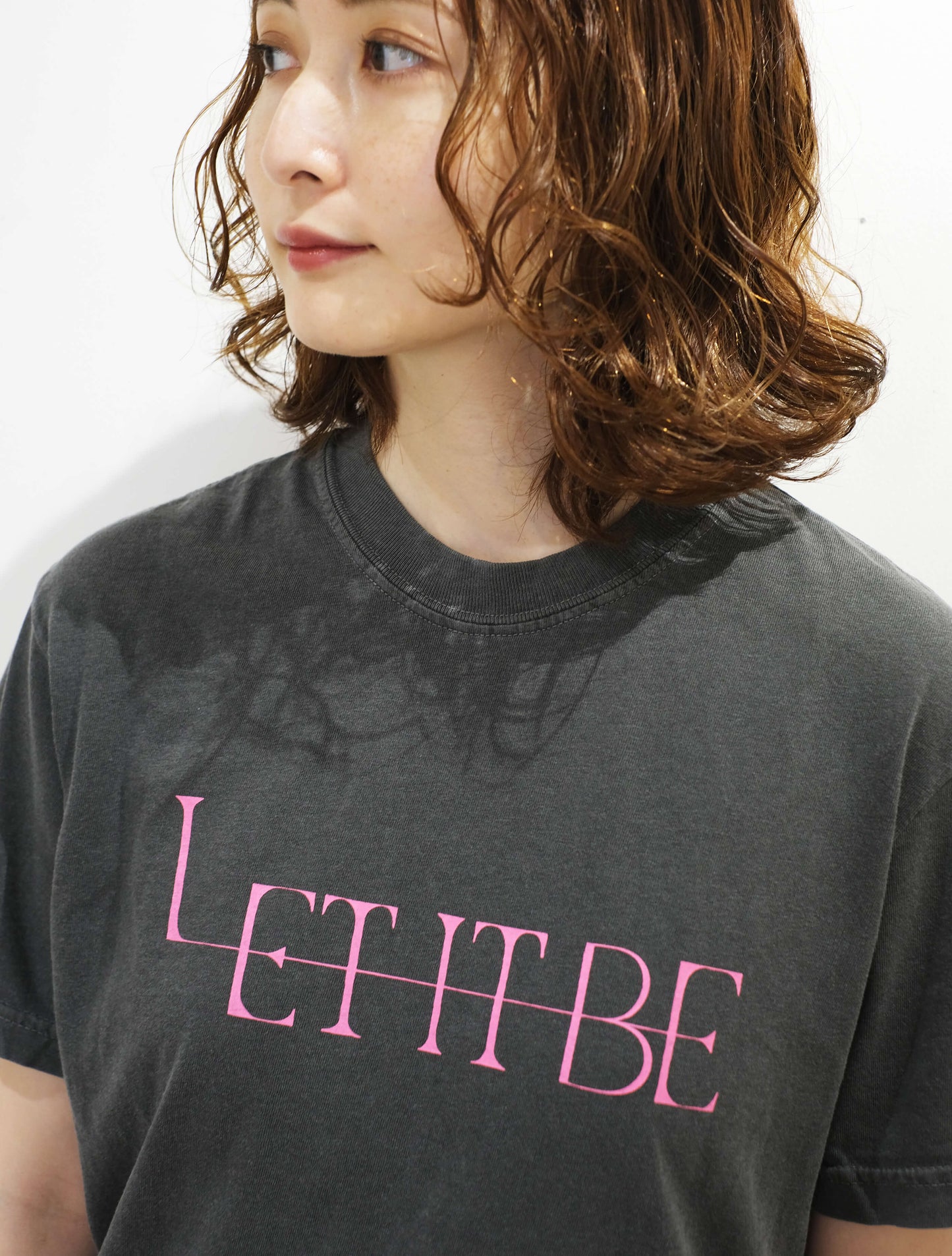 プリントTee "LET IT BE" (Yuta Yamanaka)