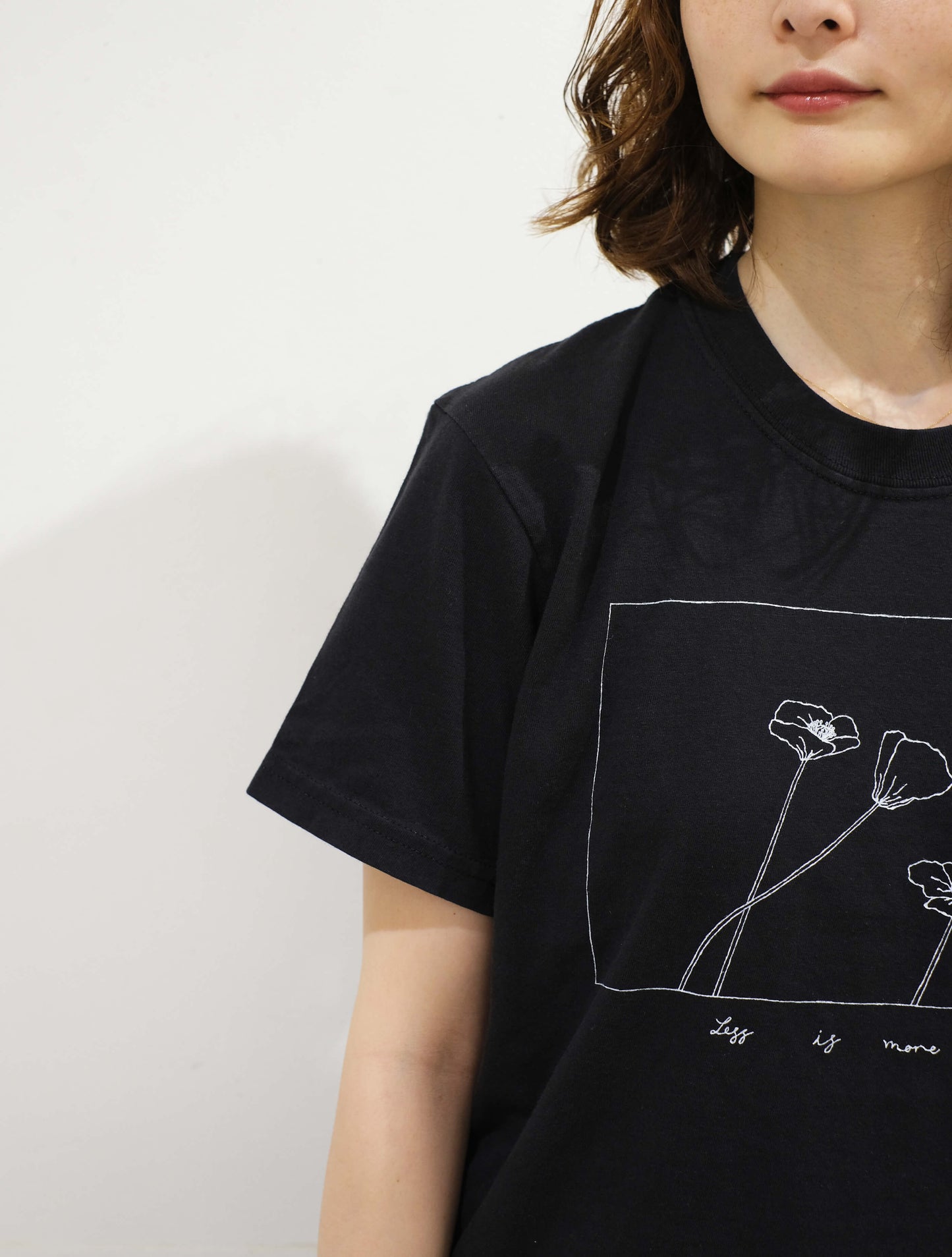 プリントTee "Less is more" (Yuta Yamanaka)