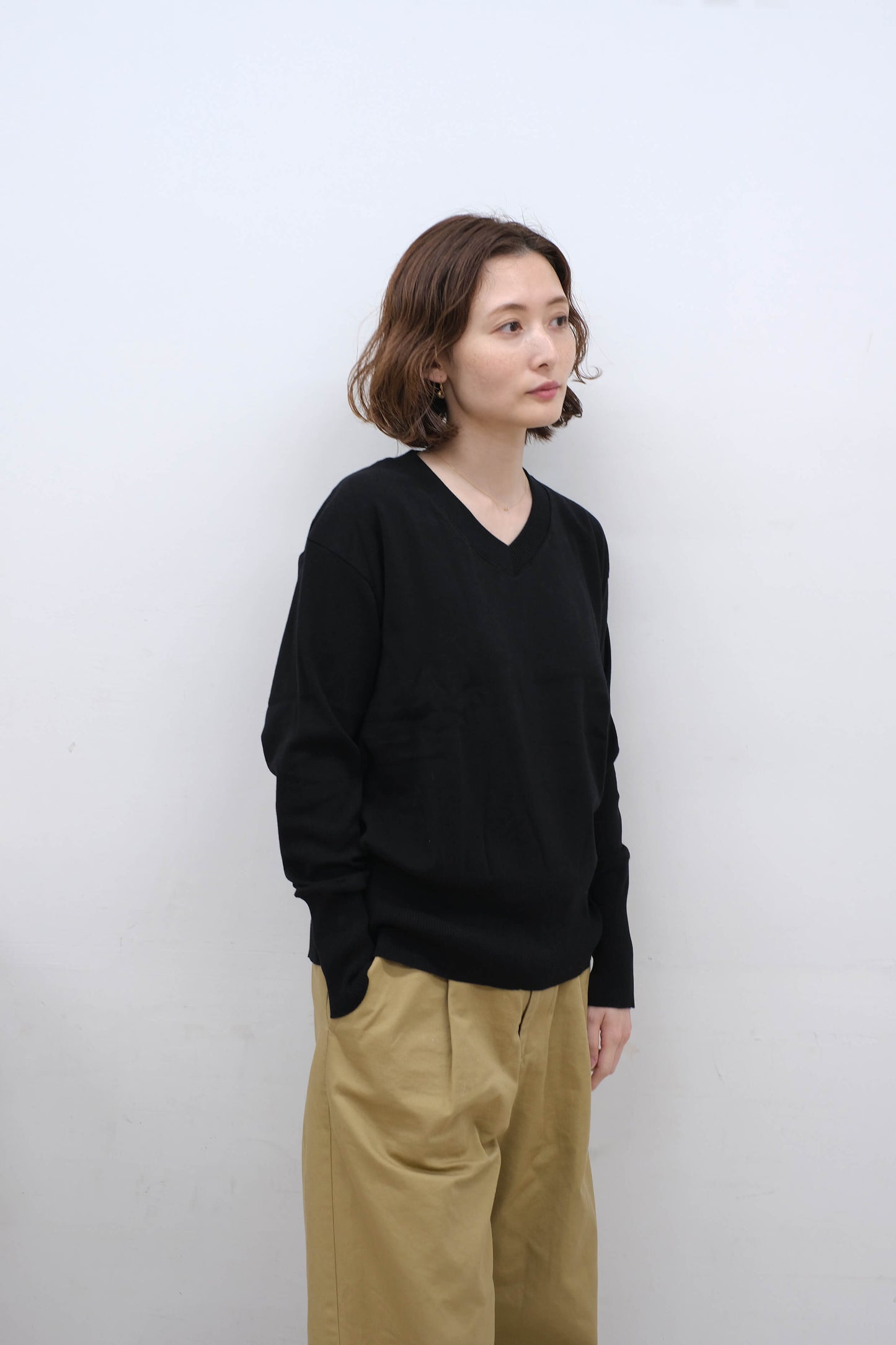 Vネックニットソー "CARCIOFO" (gicipi)