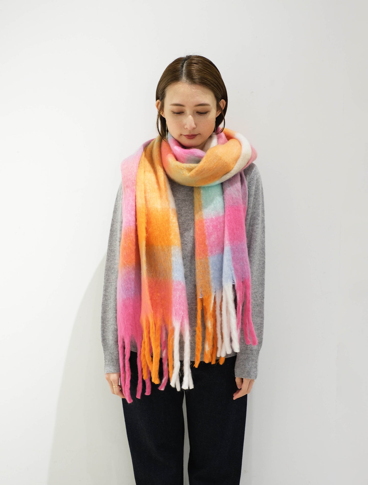 STOLE 01 (hint hint)