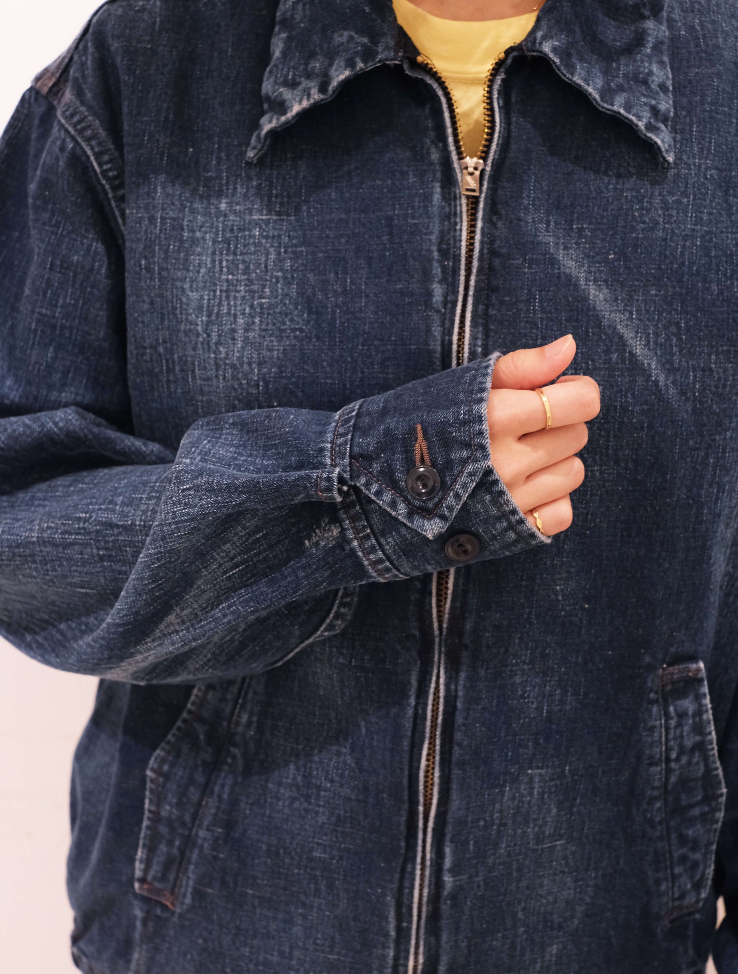 TOWN DENIM VINTAGE (NECESSARY OR UNNECESSARY)