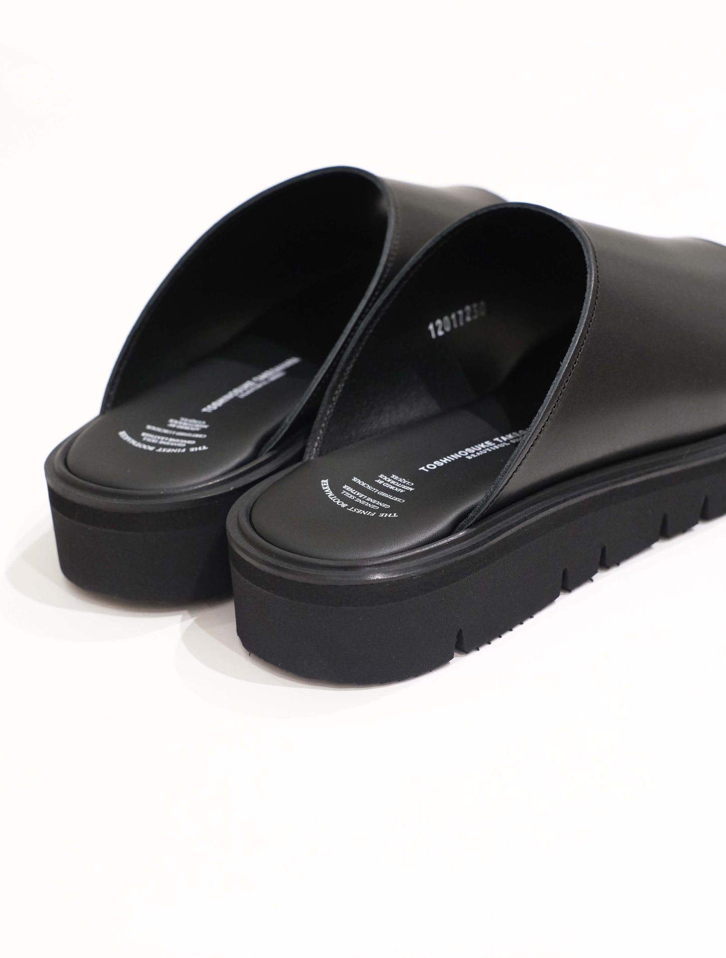 VAMP SANDALS BLACK (BEAUTIFUL SHOES)