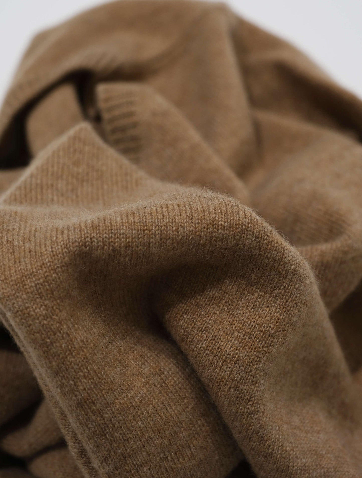 ニット ”ecole V-neck sweater”  (Lim home)