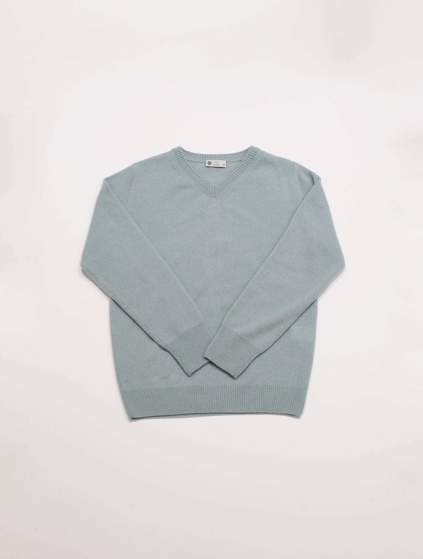 ニット ”ecole V-neck sweater”  (Lim home)