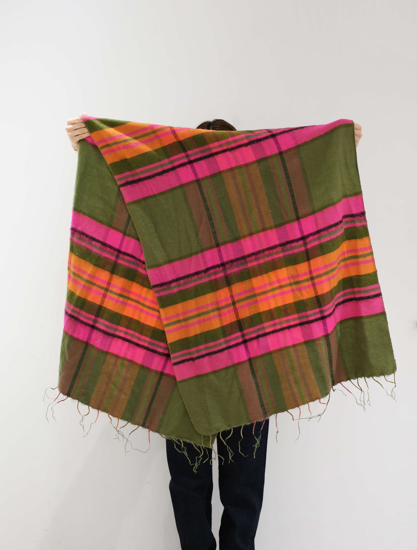 STOLE 19  (hint hint)