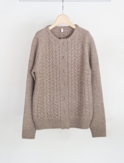 crew neck cardigan “CHITOSE” natural brown　のサムネイル