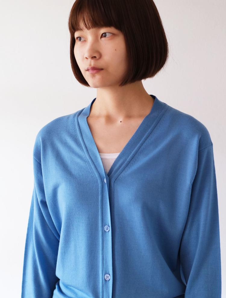 ambienteV neck cardigan brook blue |