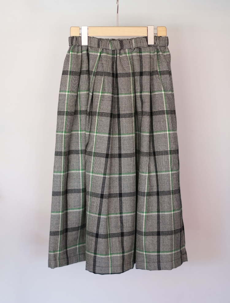 ambienteskirt “andrea” white black×green |