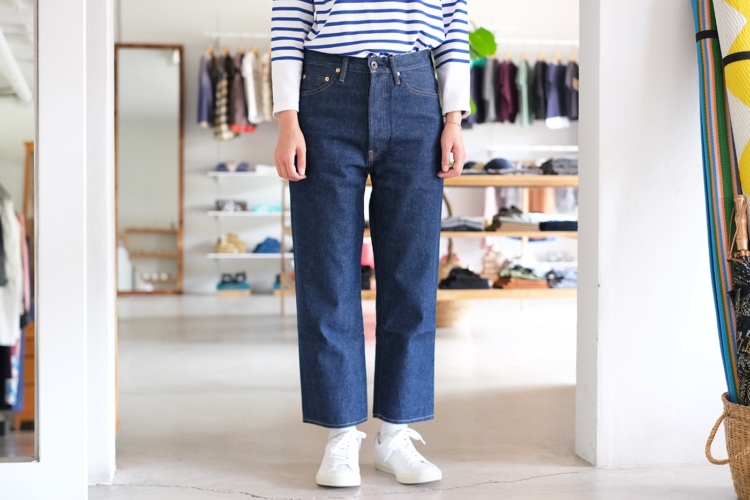 ambienteSELVEDGE DENIM WIDE TAPERED CUT PANTS |