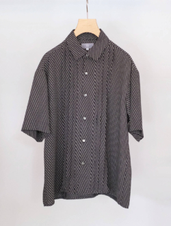 シャツ “pleats S/S” black　のサムネイル